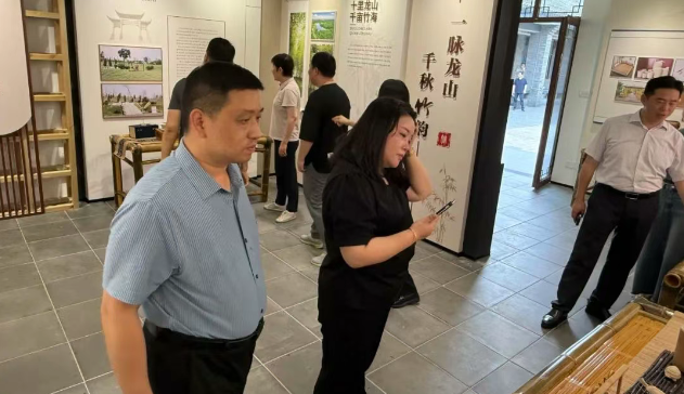 仪征市青山镇：家训筑信念之堤 家风固廉洁底色