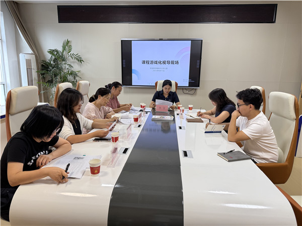 盱眙县教师发展管理中心学前教育视导组在旧铺镇中心幼儿园调研