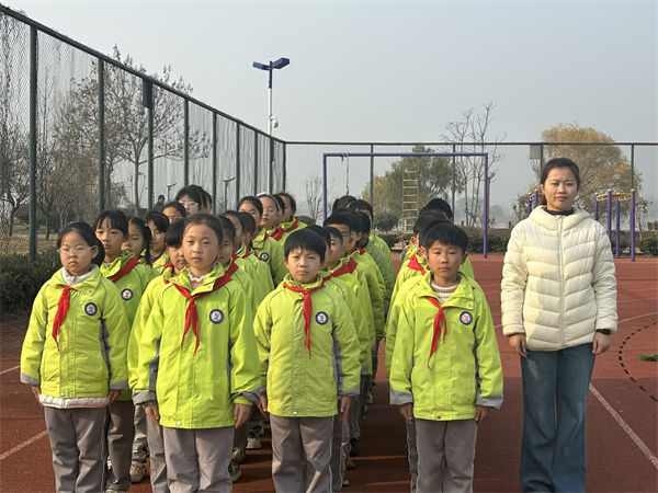 盱眙县实验小学第一分校跑操比赛——飒爽英姿展风采 阳光运动强体魄