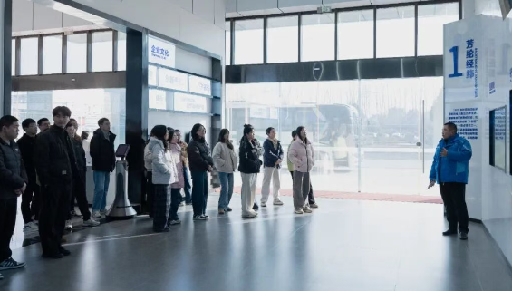 仪征经济开发区：学产业 懂政策 强担当