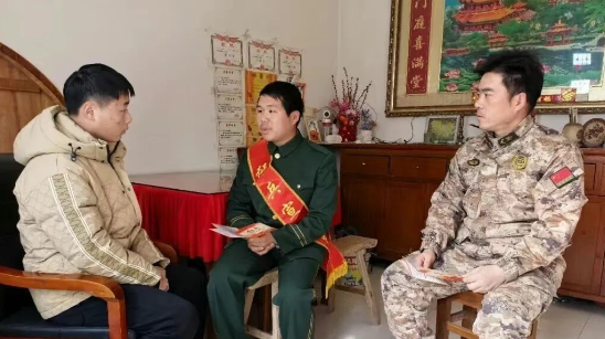 “红娘”老兵点燃参军热情