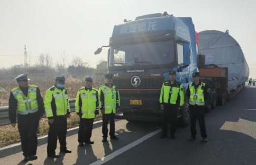 仪征交通：多部门联动查获“百吨王”