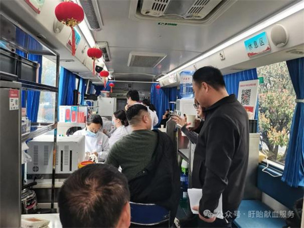 文明实践活动在马坝：以鲜血为“雷锋月”添彩